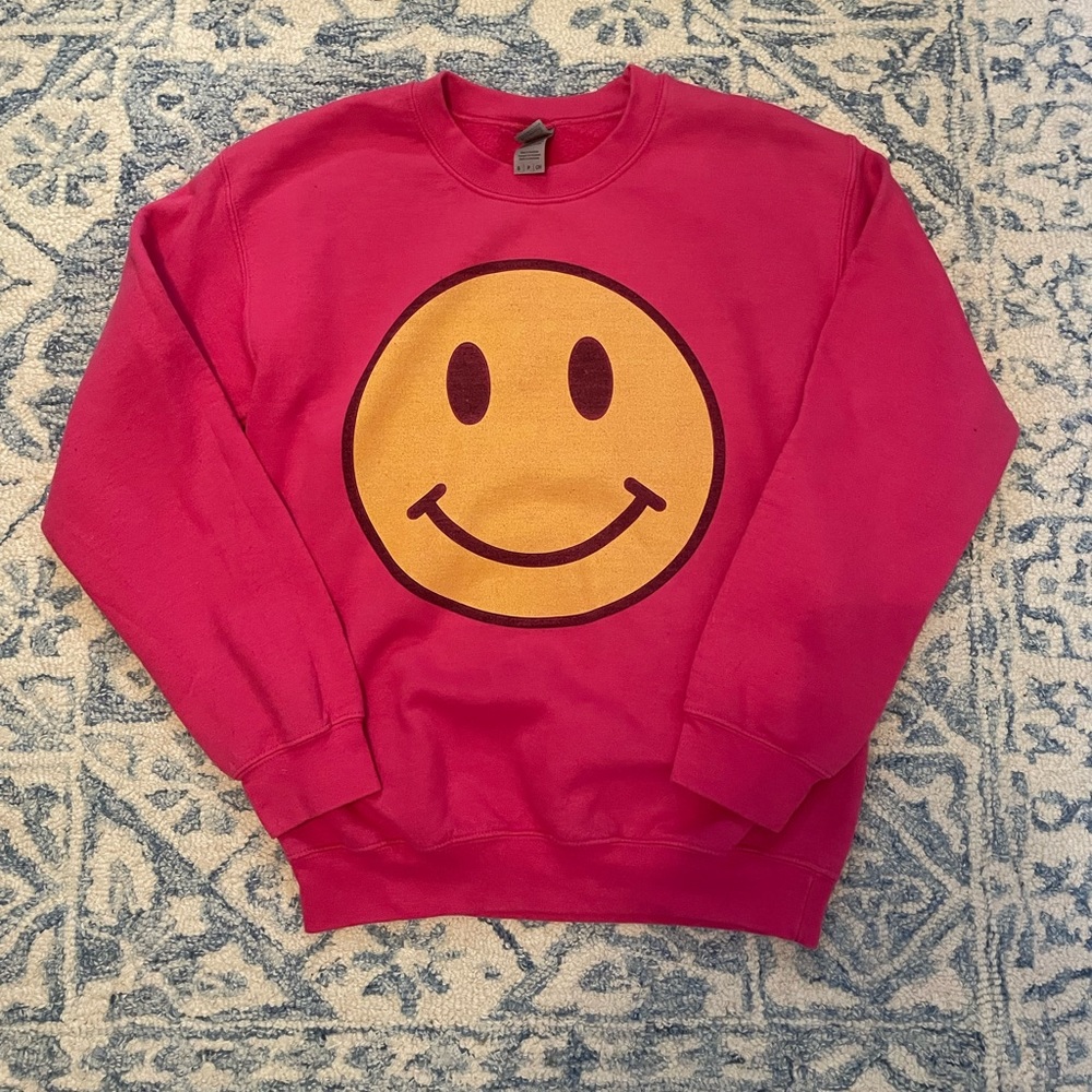 size xs smiley face crewneck sweatshirt hot pink preppy